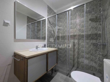 Moradia T4 para Venda em Monte Gordo