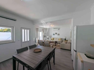 Moradia T4 para Venda em Monte Gordo