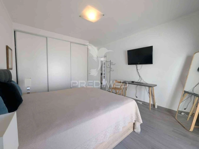 Moradia T4 para Venda em Monte Gordo Foto 16