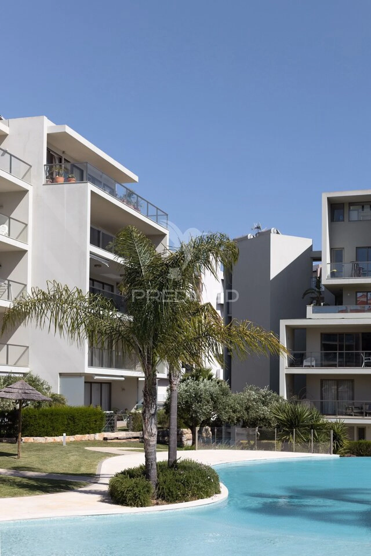 Apartamento T2 para Venda em Portimão Foto 5