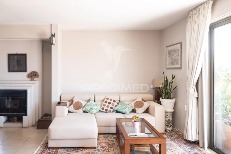 Apartamento T2 para Venda em Portimão Foto 4