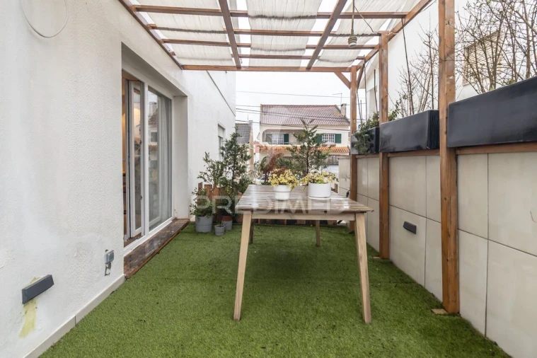 Moradia T4 para Venda em Seixal, Arrentela e Aldeia de Paio Pires Foto 26