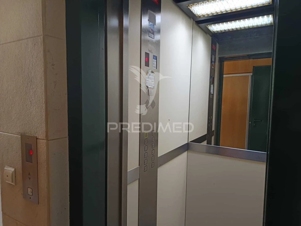 Apartamento T3 para Venda em Laranjeiro e Feijó Foto 4
