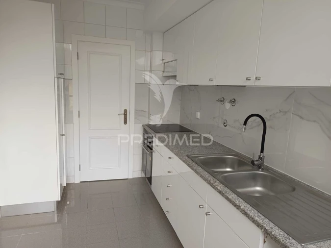 Apartamento T3 para Venda em Laranjeiro e Feijó Foto 10