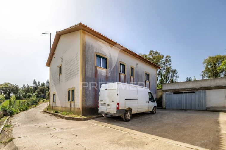 Quinta T3 para Venda em Cela Foto 27