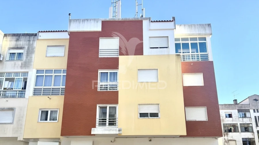 Apartamento T2 para Venda em Quinta do Conde Foto 23