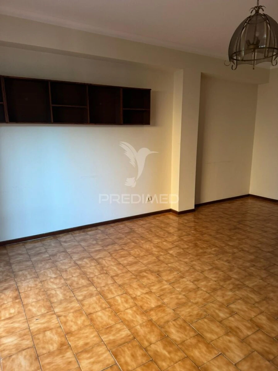Apartamento T3 para Venda em Fafe Foto 12