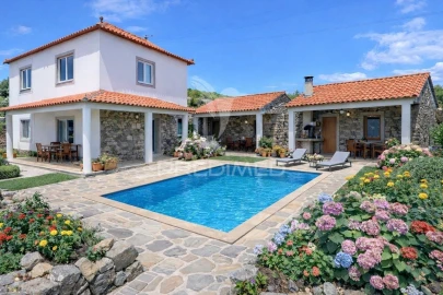 Moradia T4 para Venda em Ponta do Pargo