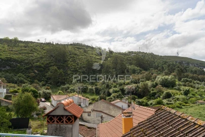 Moradia T3 para Venda em Reguengo do Fetal