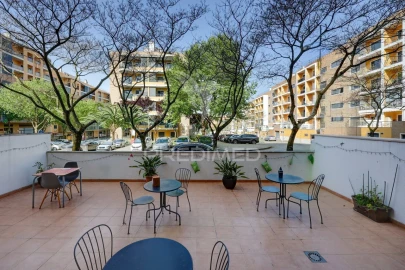 Loja para Trespasse em Mina de Água