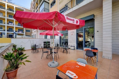 Loja para Trespasse em Mina de Água