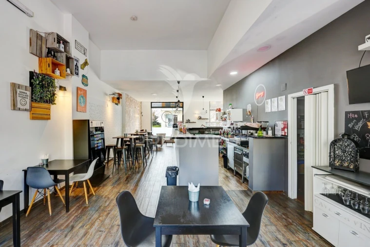 Loja para Trespasse em Mina de Água Foto 2