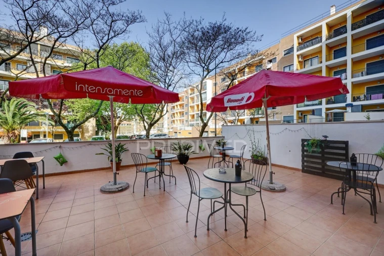 Loja para Trespasse em Mina de Água Foto 17