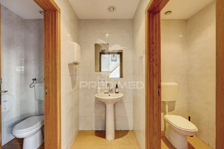 Loja para Trespasse em Mina de Água Foto 3