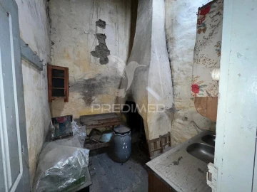 Moradia T2 para Venda em Vila Nova de Foz Côa