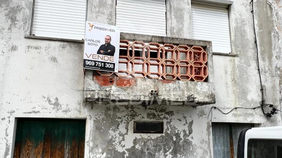 Moradia T2 para Venda em Vila Nova de Foz Côa