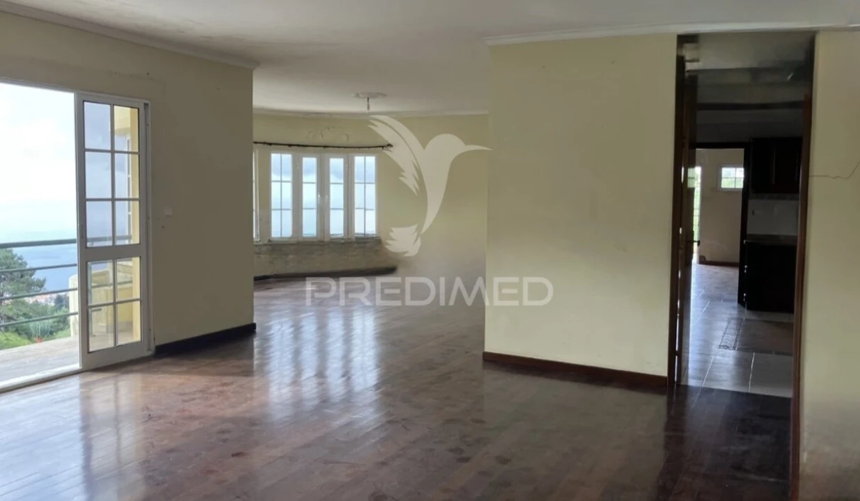 Moradia T3 para Venda em Canhas Foto 35