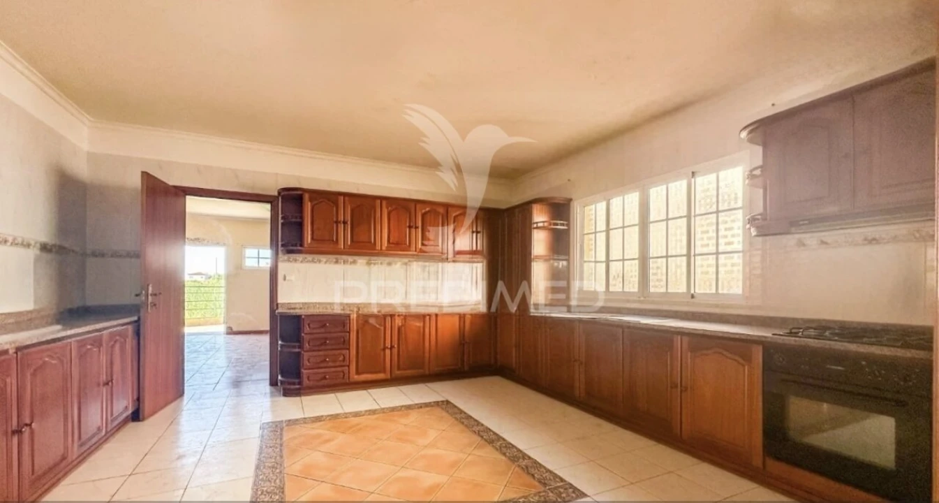 Moradia T3 para Venda em Canhas Foto 19