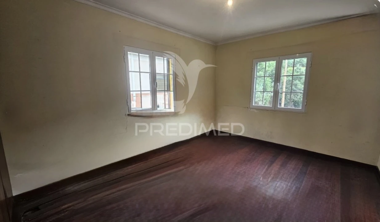 Moradia T3 para Venda em Canhas Foto 25