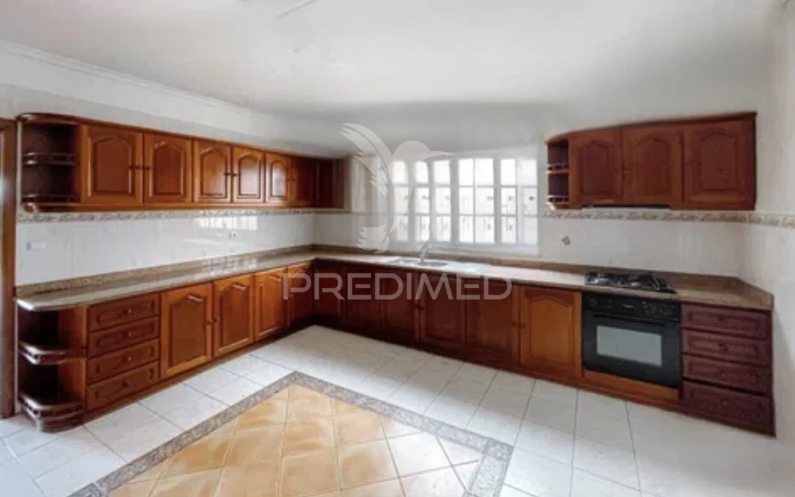 Moradia T3 para Venda em Canhas Foto 18