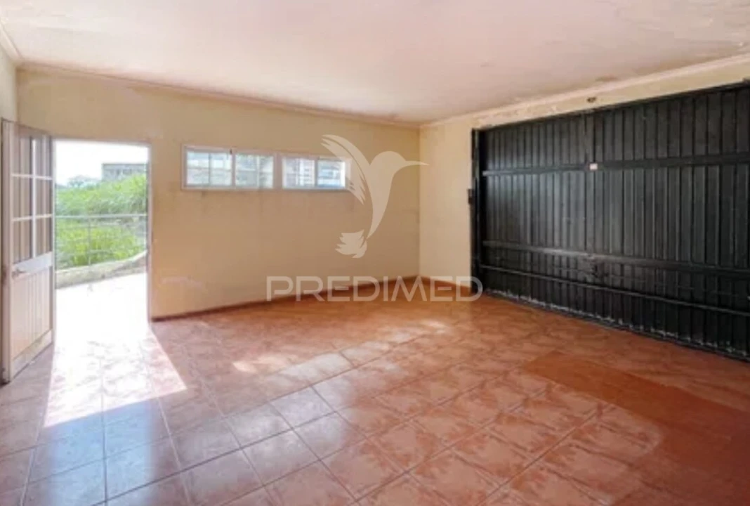 Moradia T3 para Venda em Canhas Foto 37