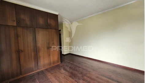 Moradia T3 para Venda em Canhas