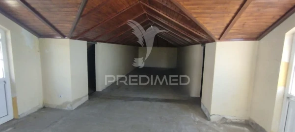 Moradia T3 para Venda em Canhas