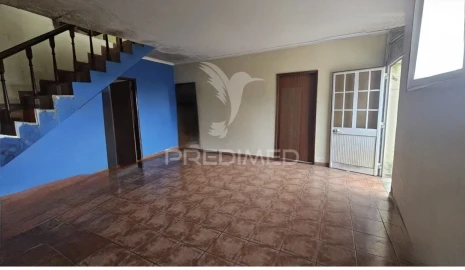 Moradia T3 para Venda em Canhas