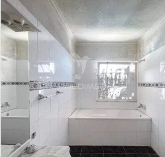 Moradia T3 para Venda em Canhas Foto 38