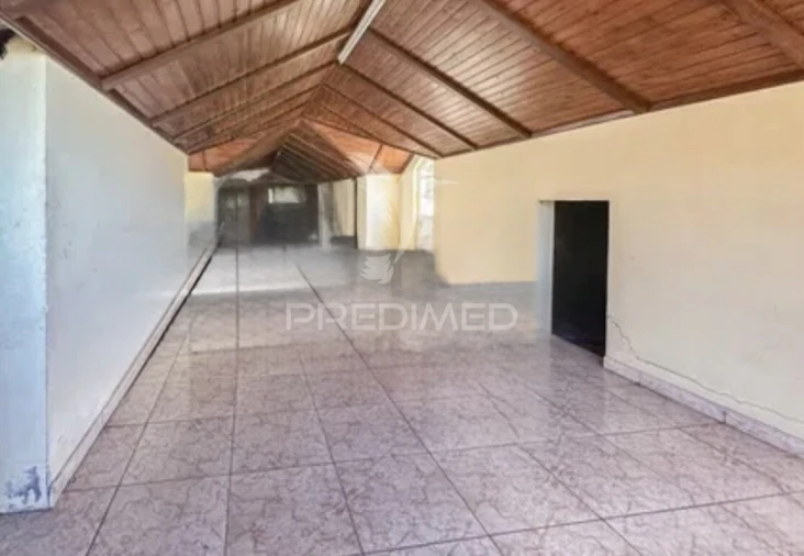 Moradia T3 para Venda em Canhas Foto 13