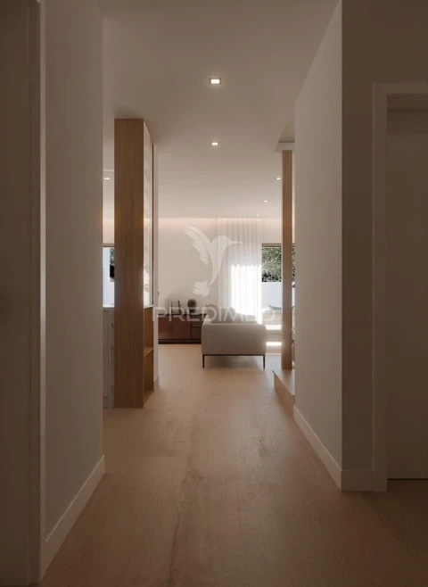 Moradia T4 para Venda em Meia Via