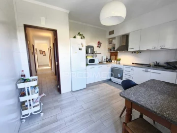 Moradia T3 para Venda em Azeitão (São Lourenço e São Simão)