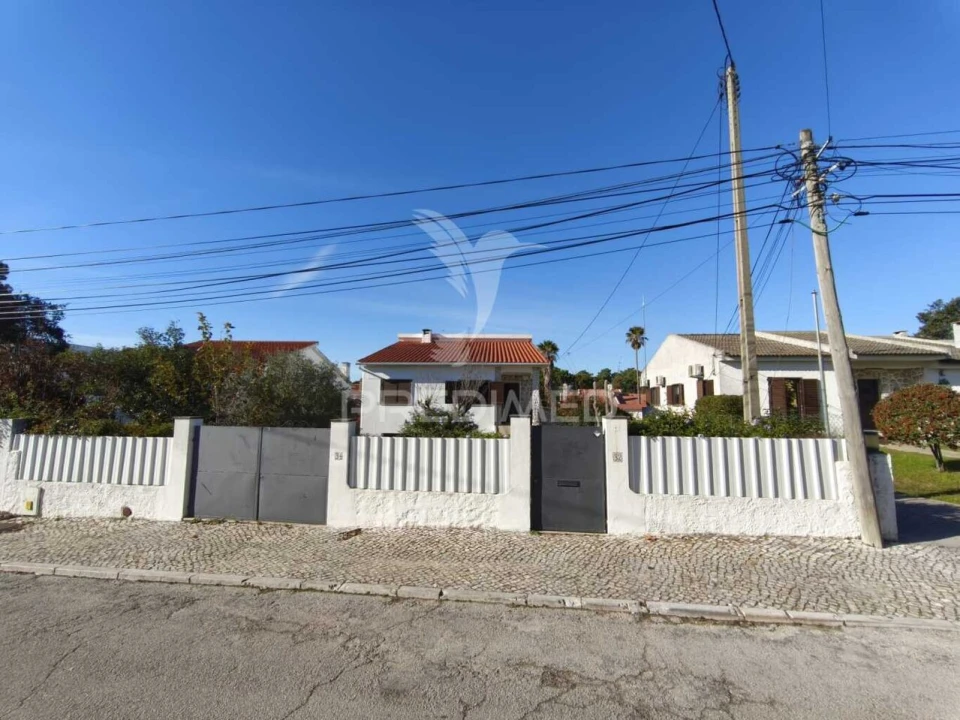 Moradia T3 para Venda em Azeitão (São Lourenço e São Simão) Foto 13