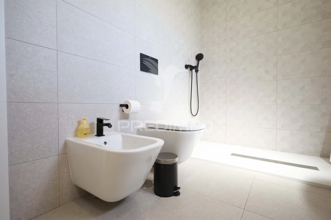 Moradia T4 para Venda em Atalaia Foto 18