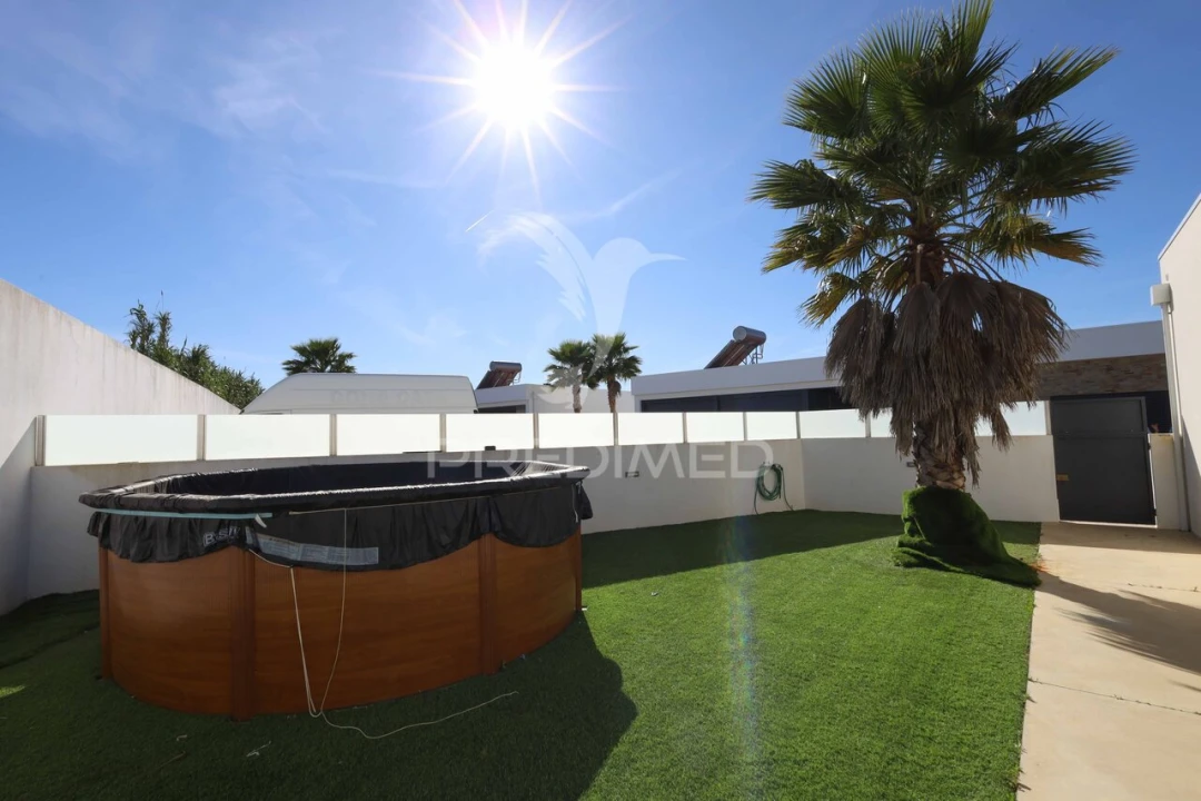 Moradia T4 para Venda em Atalaia Foto 40