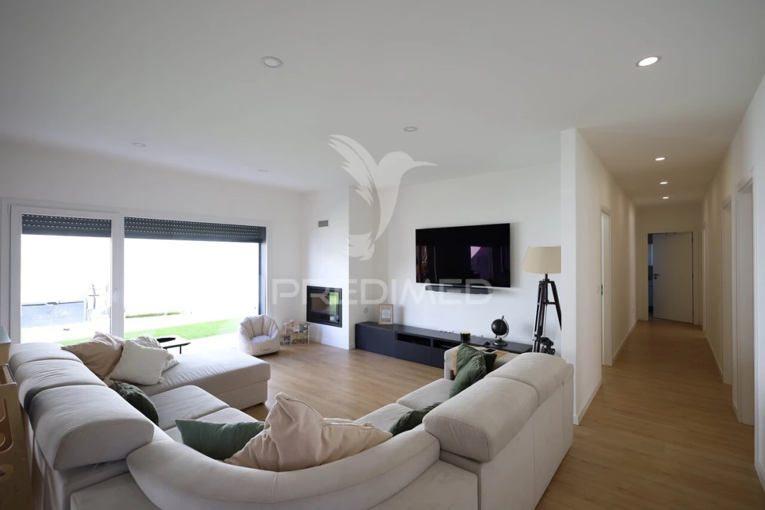 Moradia T4 para Venda em Atalaia Foto 27