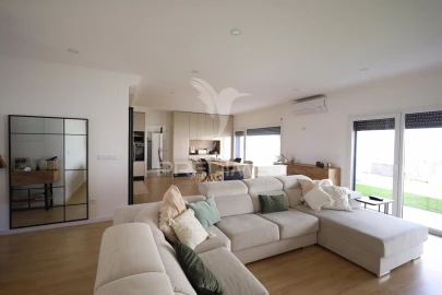 Moradia T4 para Venda em Atalaia