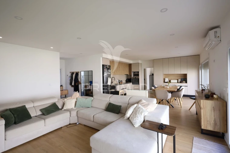 Moradia T4 para Venda em Atalaia Foto 30