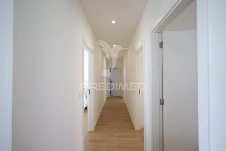 Moradia T4 para Venda em Atalaia Foto 21