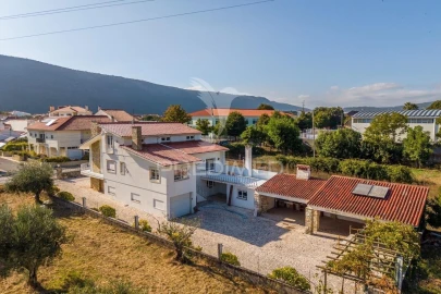 Moradia T4 para Venda em Minde