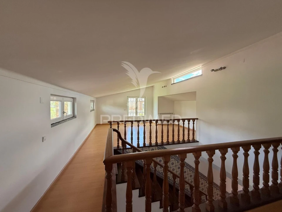 Moradia T4 para Venda em Minde Foto 40