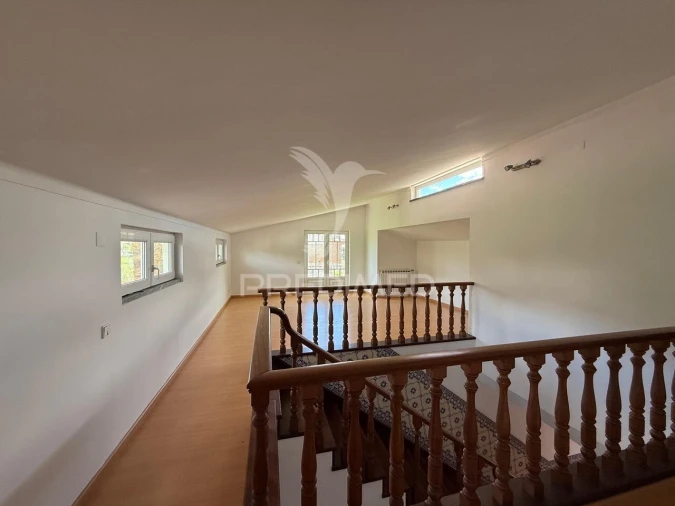 Moradia T4 para Venda em Minde Foto 40