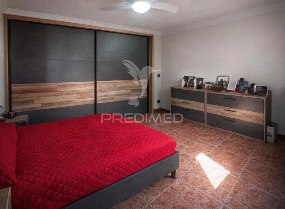 Moradia T5 para Venda em Quinta do Conde Foto 9