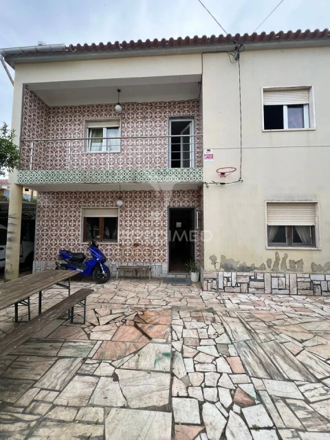 Moradia T5 para Venda em Quinta do Conde