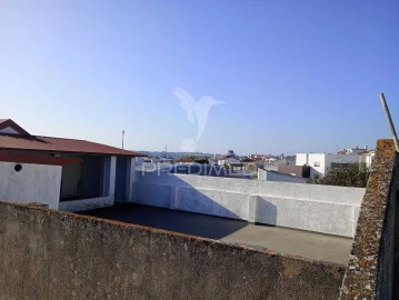 Prédio para Venda em Cartaxo e Vale da Pinta
