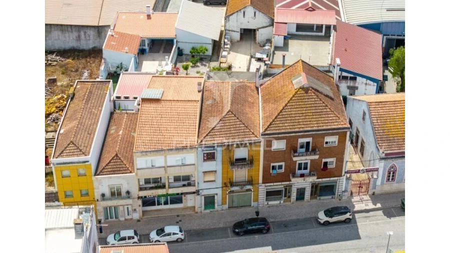Prédio para Venda em Cartaxo e Vale da Pinta
