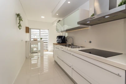 Apartamento T3 para Venda em Seixal, Arrentela e Aldeia de Paio Pires