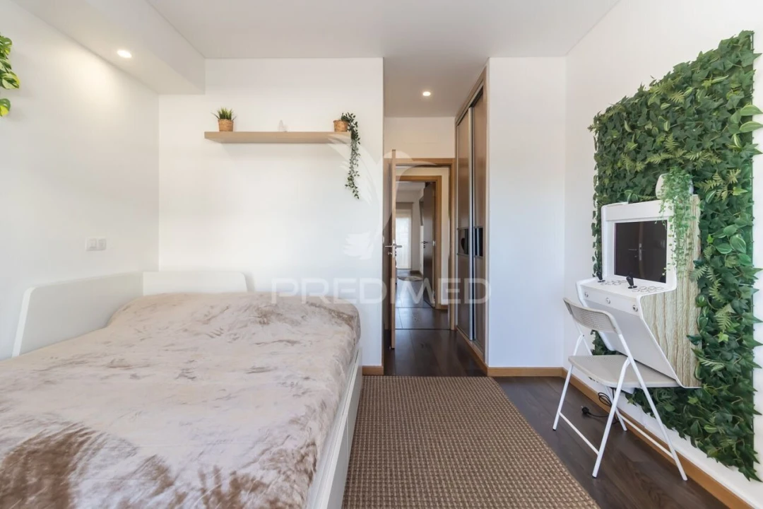 Apartamento T3 para Venda em Seixal, Arrentela e Aldeia de Paio Pires Foto 32