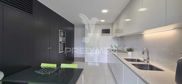 Apartamento T3 para Venda em Real, Dume e Semelhe