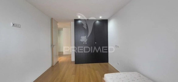 Apartamento T3 para Venda em Real, Dume e Semelhe